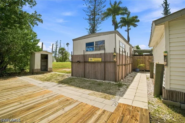 105 CARDINAL CT