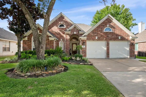 9414 SKIPPING STONE LN