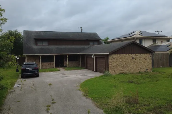 1609 LEGGETT DR
