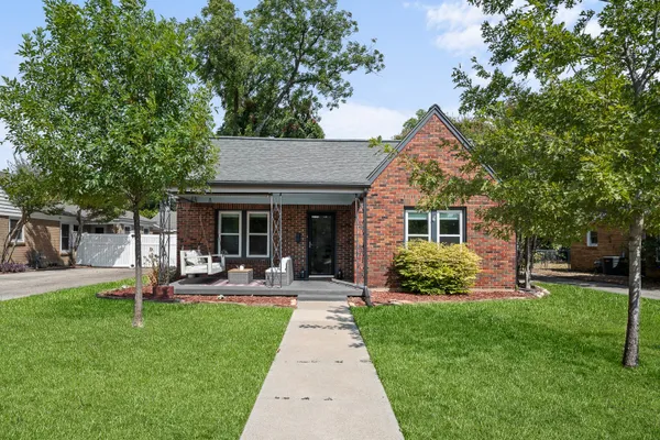 1116 BONNIE BRAE AVE