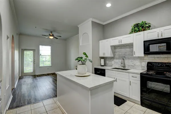 1441 E ST 107