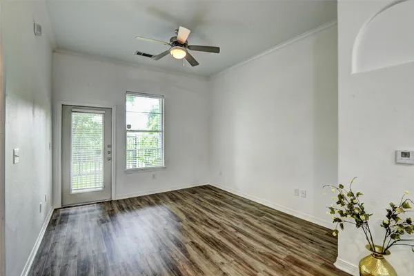 1441 E ST 107