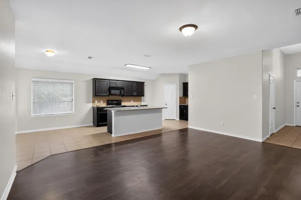 436 CAMERON HILL PT