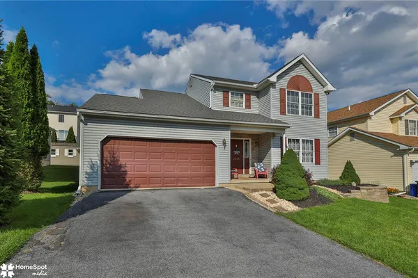5016 FOXRUN LN