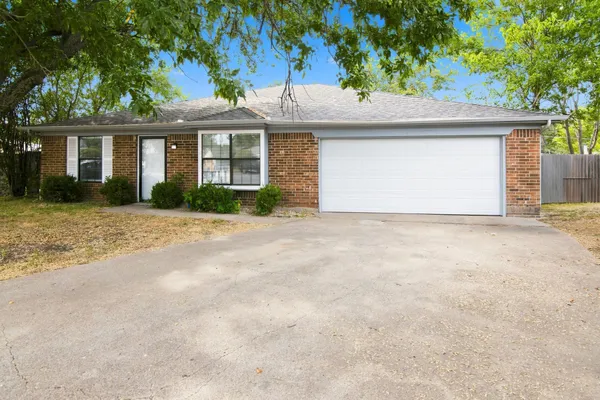 6400 TWIN SPRUCE CT