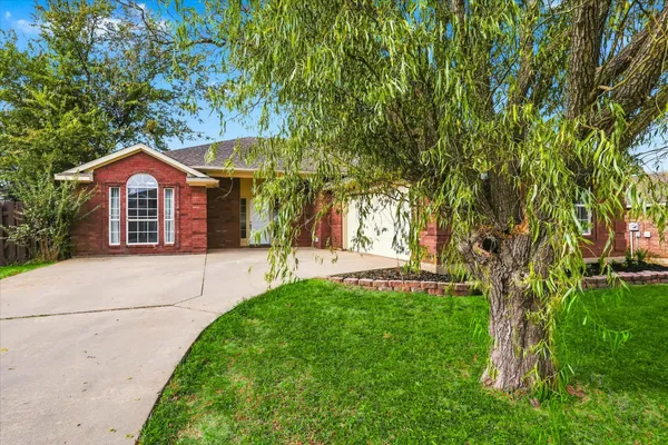208 CORY CT