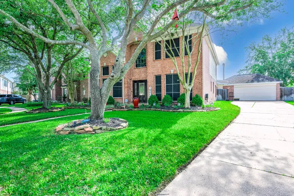 2807 CANYON DR