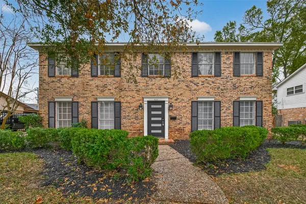 422 WILLOW VISTA DR