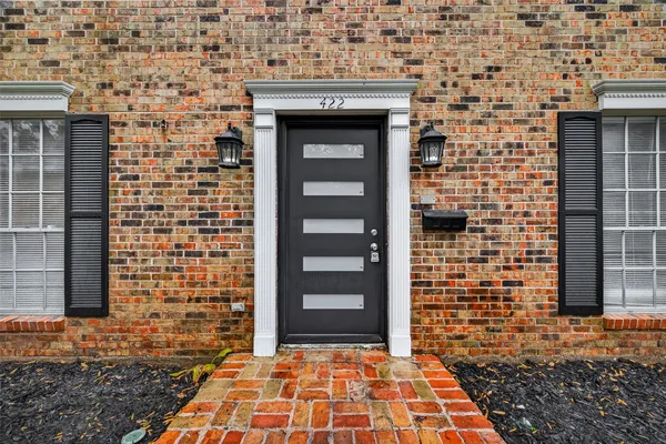 422 WILLOW VISTA DR