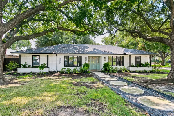 12420 WOOD MANOR CIR