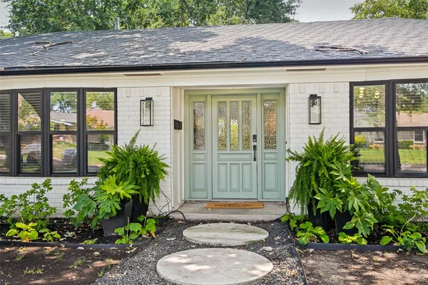 12420 WOOD MANOR CIR