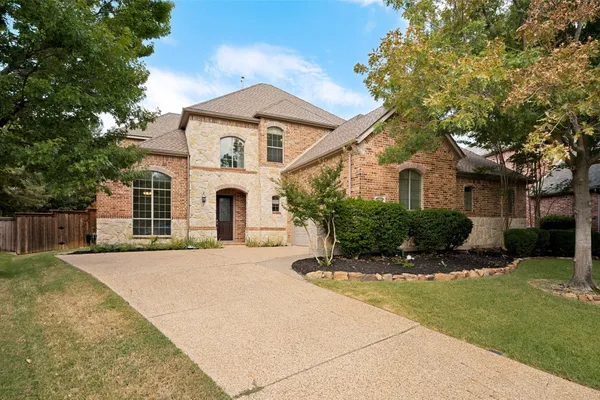 1001 WELL MEADOW LN