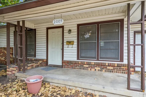 2005 HALTOM RD