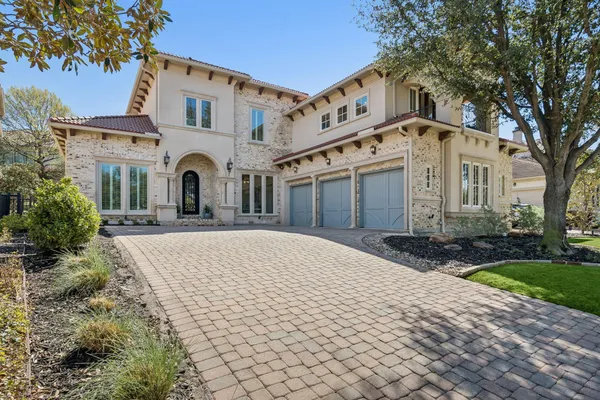 4739 BYRON CIR