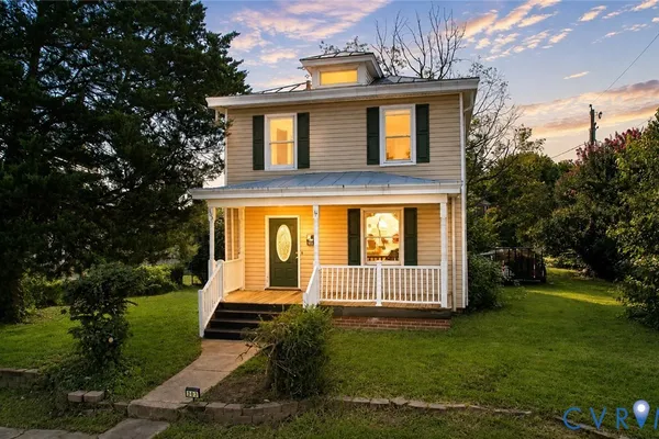 303 CAMERON AVE