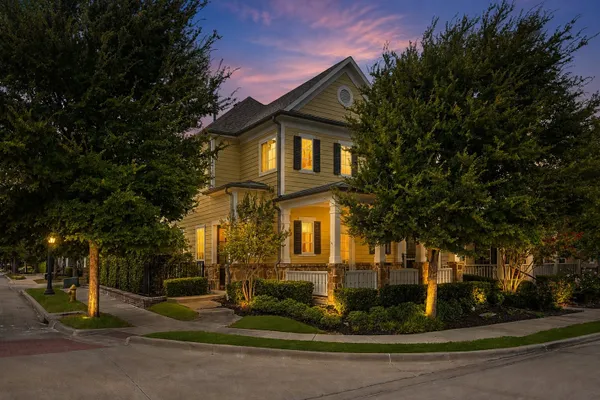 779 CAMERON CT