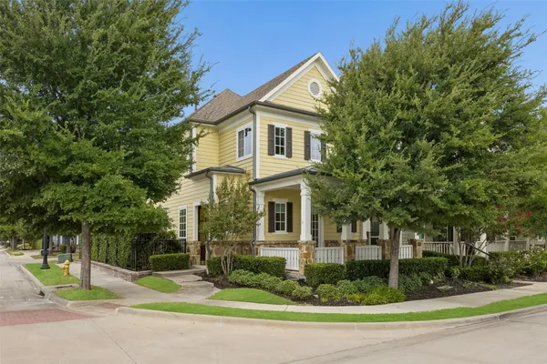 779 CAMERON CT