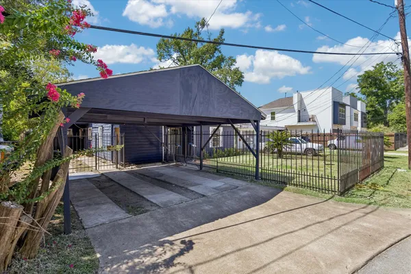 96 BURRESS ST