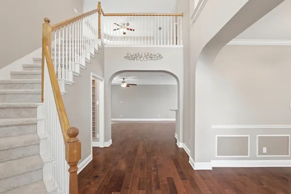 2809 VAIL DR