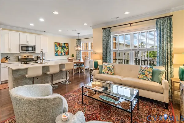 2024 LIBBIE LAKE W ST B