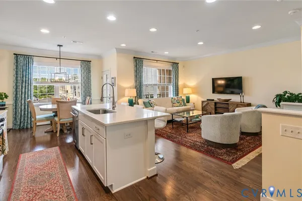 2024 LIBBIE LAKE W ST B