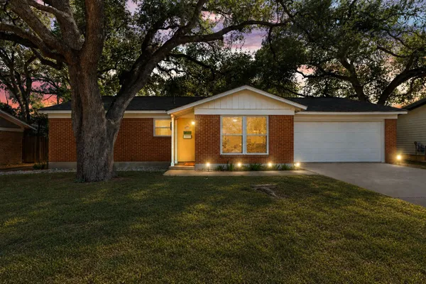 2003 FAIR OAKS DR