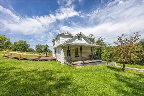 577 WOODSIDE OLD FRAME RD