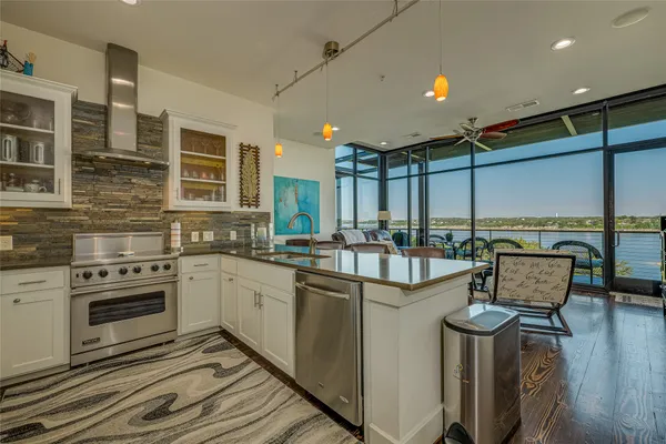 1101 IVEAN PEARSON RD D202