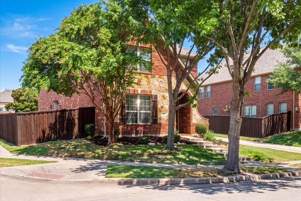1707 ESTACADO DR