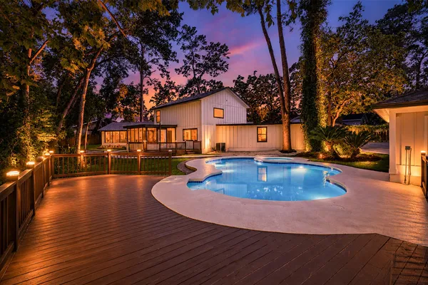 107 BEAVER TAIL PT