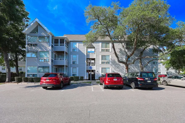 351 LAKE ARROWHEAD RD 20-177