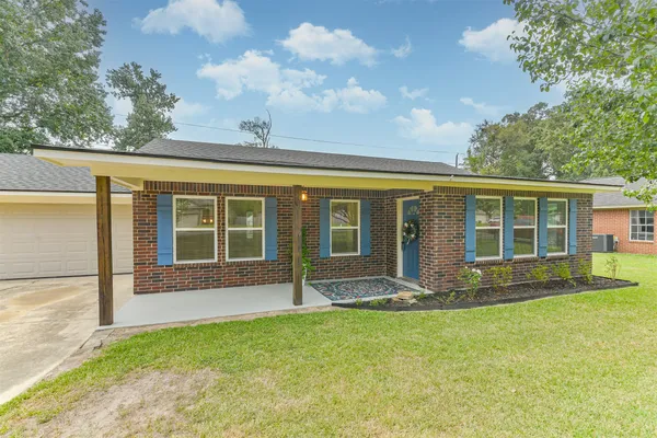 28814 CHAMPION OAKS DR