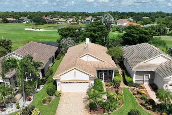 2097 OXFORD RIDGE CIR
