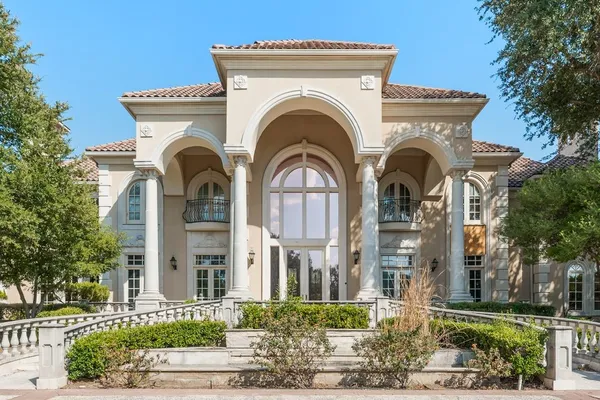 16525 PRESTON TRAIL DR