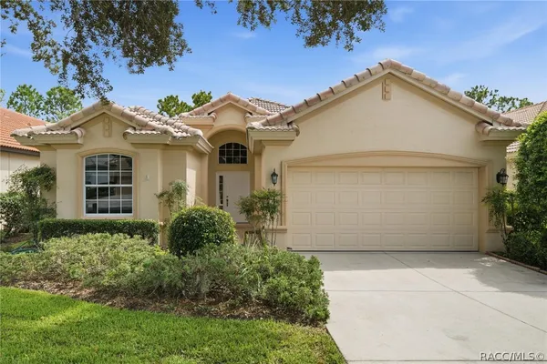 1720 W LAUREL GLEN PATH