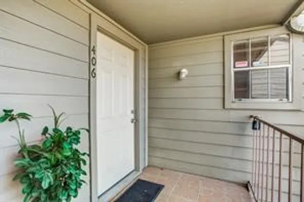 10615 BRIAR FOREST DR 406