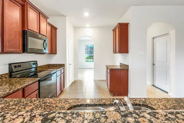 15302 ALBERT OAK DR