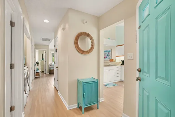 425 APPLEDORE CIR 3-E