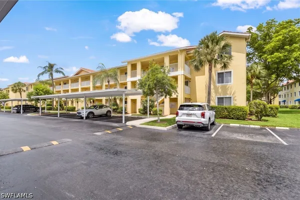 8274 KEY ROYAL CIR 1022