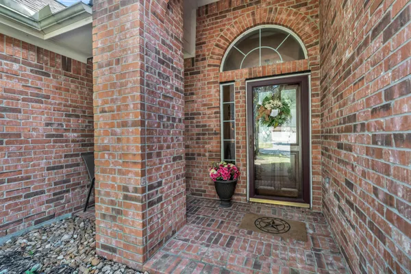 25617 TIVERTON FOREST CT