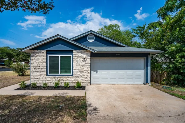 12700 LA SALLE DR