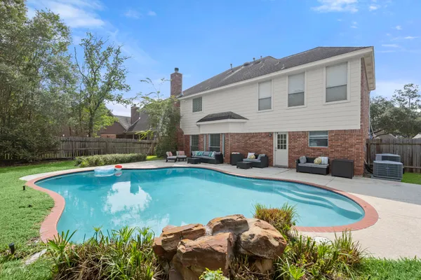 9514 CHAMPIONS COVE DR