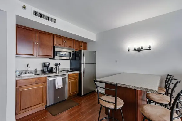 5523 N OCEAN BLVD 2108