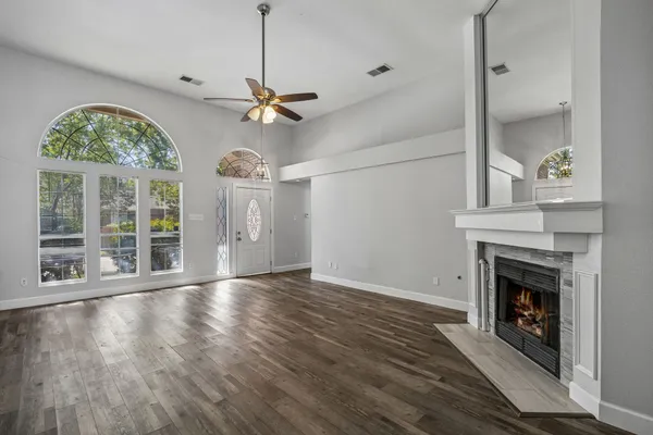 8109 PICKARD DR