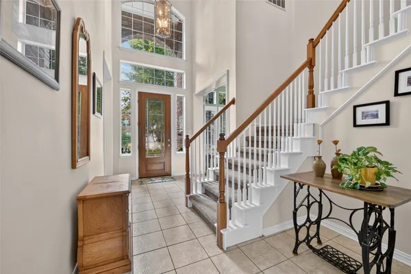 4816 BELLFLOWER WAY