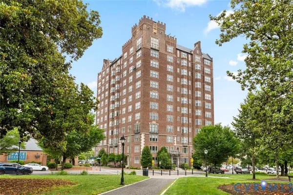 612 W FRANKLIN ST 5E
