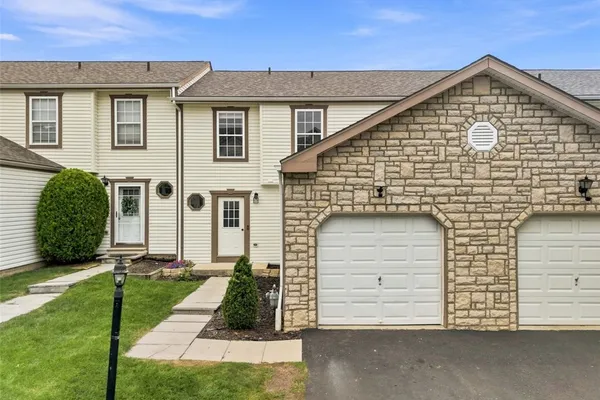 203 PINE VALLEY DR