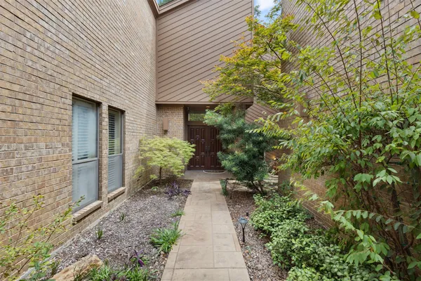 6822 BLUE MESA DR