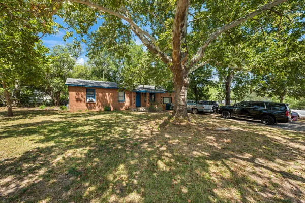 9106 CAPITOL DR