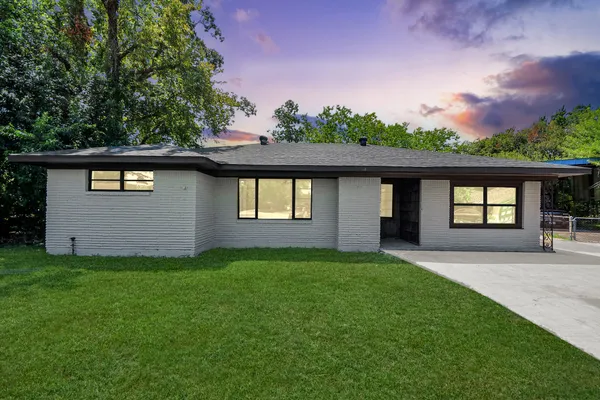 602 GAMMON DR